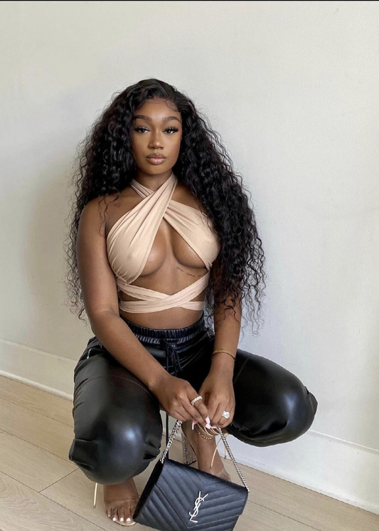 Alma Top – Drapé Élégant