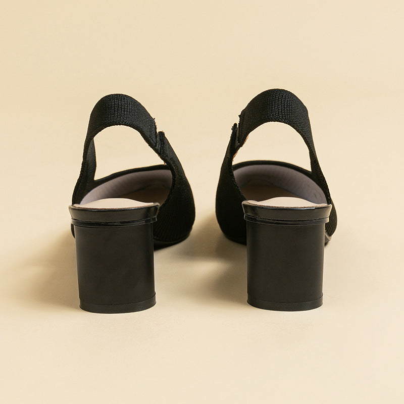 Sandales à talons épais et bout fermé